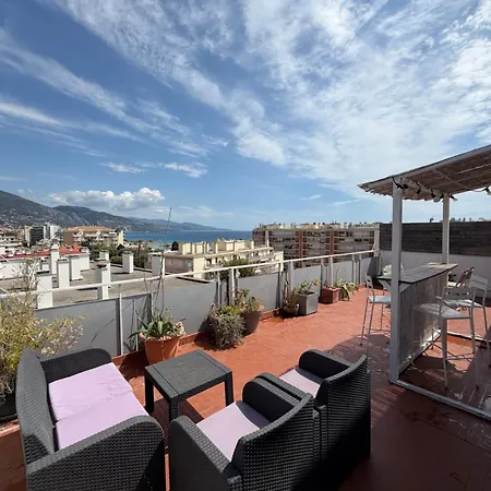 Appartamento Cozy à 2 Pas De La Plage, Grande Terrasse Et Parking Roccabruna