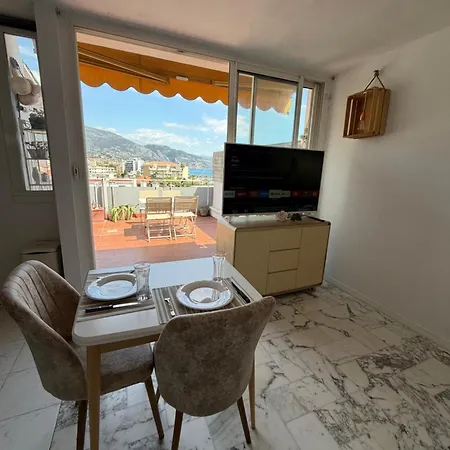 Cozy à 2 Pas De La Plage, Grande Terrasse Et Parking Roquebrune-Cap-Martin